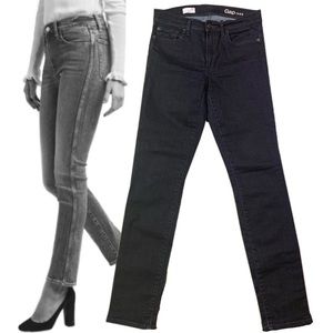 Mid-Rise, Slim Fit, Straight Jeans - Gap👖